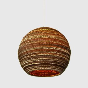 Ball - en rund hængelampe af pap, 36 cm